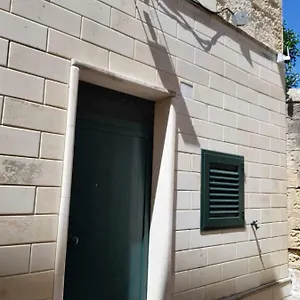 https://volte-stellate.lecce-hotels.com